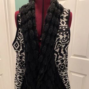 Printed sweater vest